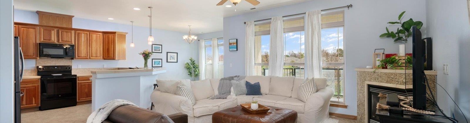 30th Ave Bldg E #102, Kennewick, Washington 99337, 2 Bedrooms Bedrooms, ,2 BathroomsBathrooms,Town House,For Sale,30th Ave Bldg E #102,282785