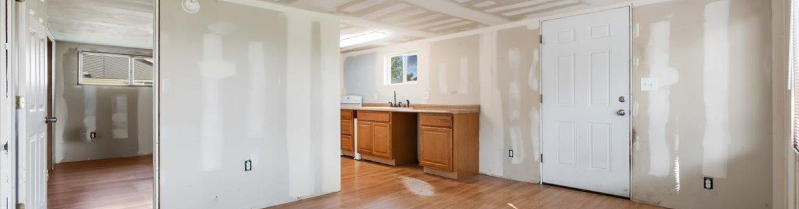 Snow, Richland, Washington 99352, 2 Bedrooms Bedrooms, ,1 BathroomBathrooms,Site Built-owned Lot,For Sale,Snow,280332