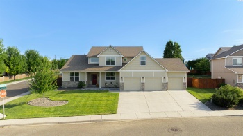 6th Ave, Kennewick, Washington 99336, 4 Bedrooms Bedrooms, ,3 BathroomsBathrooms,Site Built-owned Lot,For Sale,6th Ave,284888
