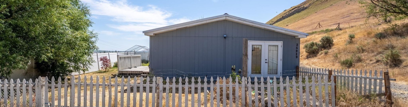 251 PR NW, Benton City, Washington 99320, 3 Bedrooms Bedrooms, ,2 BathroomsBathrooms,Manufactured-owned Lot,For Sale,251 PR NW,284884