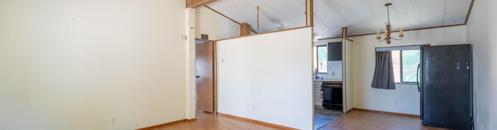 251 PR NW, Benton City, Washington 99320, 3 Bedrooms Bedrooms, ,2 BathroomsBathrooms,Manufactured-owned Lot,For Sale,251 PR NW,284884