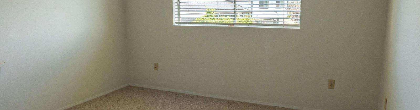 Rainbow Lane, Sunnyside, Washington 98944, 4 Bedrooms Bedrooms, ,2 BathroomsBathrooms,Site Built-owned Lot,For Sale,Rainbow Lane,284883