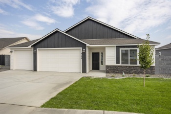 Ashen Drive, Pasco, Washington 99301, 3 Bedrooms Bedrooms, ,2 BathroomsBathrooms,Site Built-owned Lot,For Sale,Ashen Drive,284905