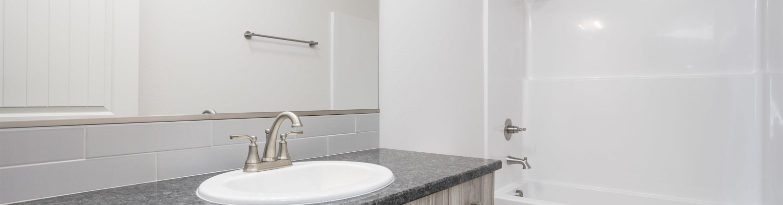 Ashen Drive, Pasco, Washington 99301, 3 Bedrooms Bedrooms, ,2 BathroomsBathrooms,Site Built-owned Lot,For Sale,Ashen Drive,284905