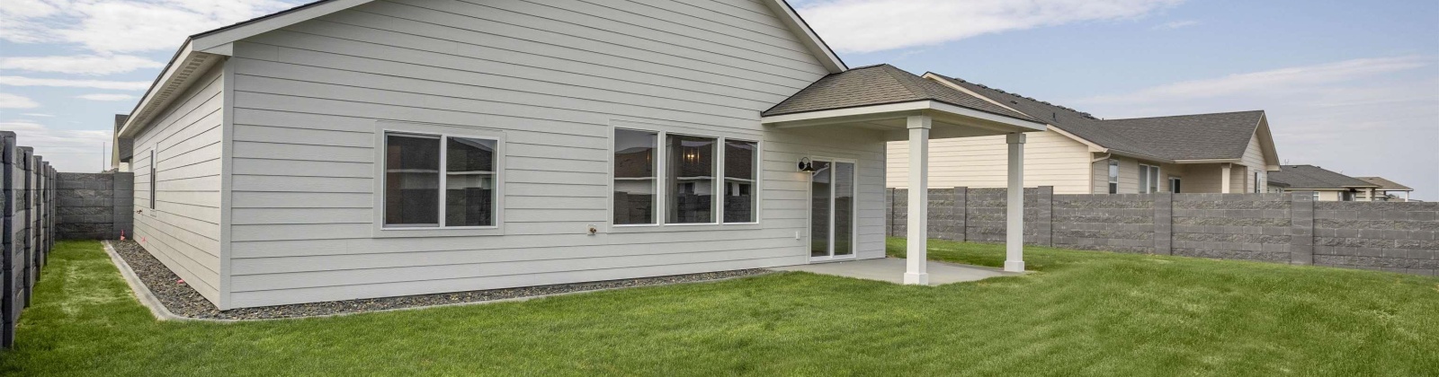 Ashen Drive, Pasco, Washington 99301, 3 Bedrooms Bedrooms, ,2 BathroomsBathrooms,Site Built-owned Lot,For Sale,Ashen Drive,284905