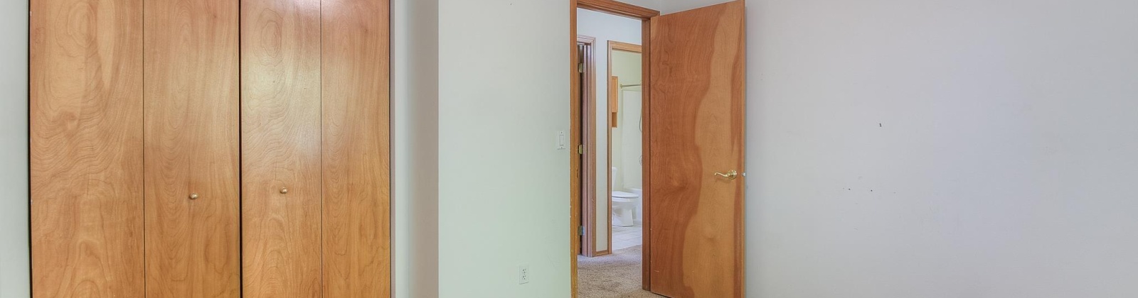 68th Avenue, Yakima, Washington 98908, 3 Bedrooms Bedrooms, ,2 BathroomsBathrooms,Site Built-owned Lot,For Sale,68th Avenue,284904