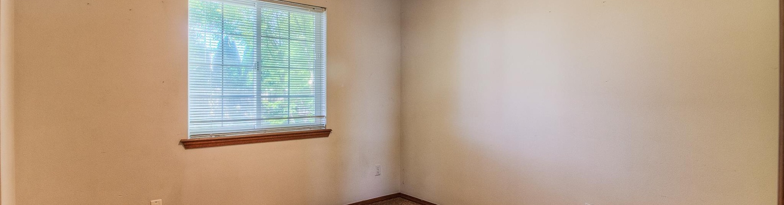 68th Avenue, Yakima, Washington 98908, 3 Bedrooms Bedrooms, ,2 BathroomsBathrooms,Site Built-owned Lot,For Sale,68th Avenue,284904