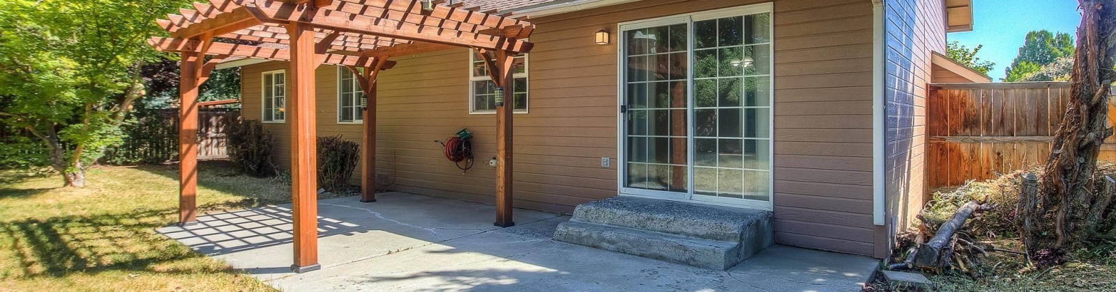 68th Avenue, Yakima, Washington 98908, 3 Bedrooms Bedrooms, ,2 BathroomsBathrooms,Site Built-owned Lot,For Sale,68th Avenue,284904