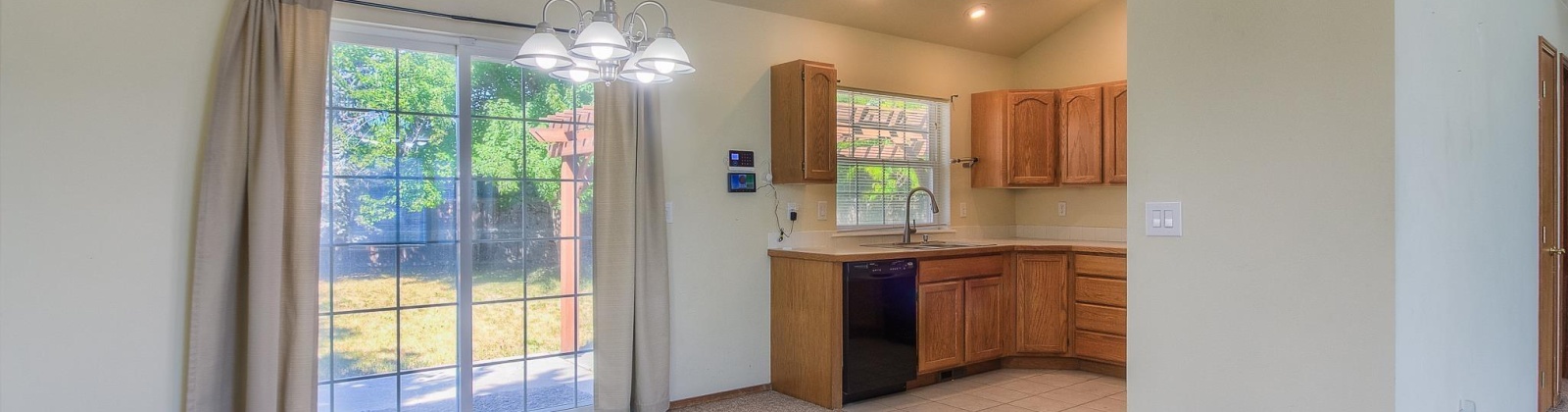 68th Avenue, Yakima, Washington 98908, 3 Bedrooms Bedrooms, ,2 BathroomsBathrooms,Site Built-owned Lot,For Sale,68th Avenue,284904