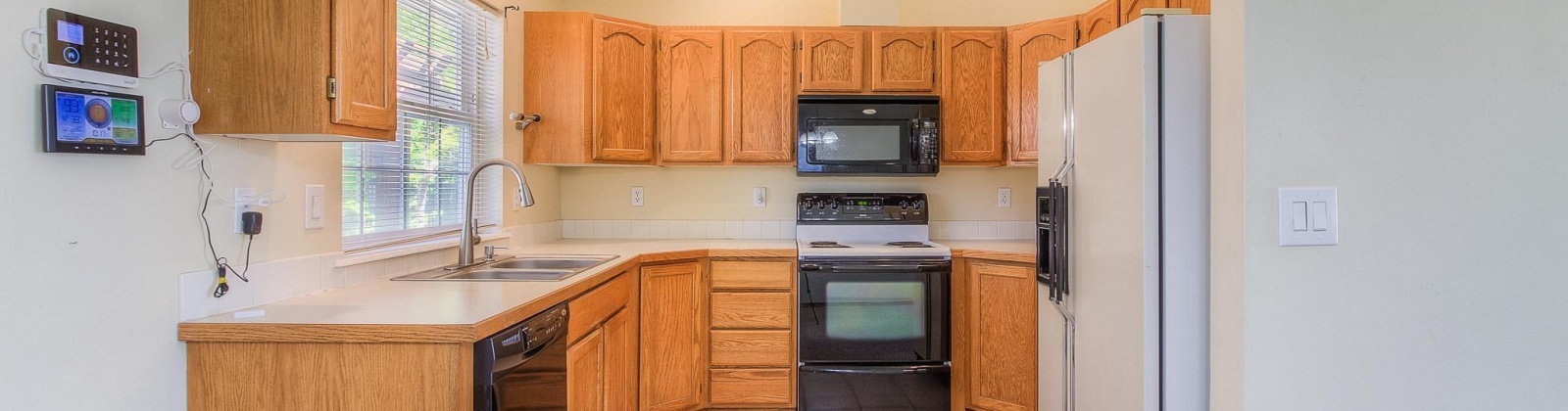 68th Avenue, Yakima, Washington 98908, 3 Bedrooms Bedrooms, ,2 BathroomsBathrooms,Site Built-owned Lot,For Sale,68th Avenue,284904