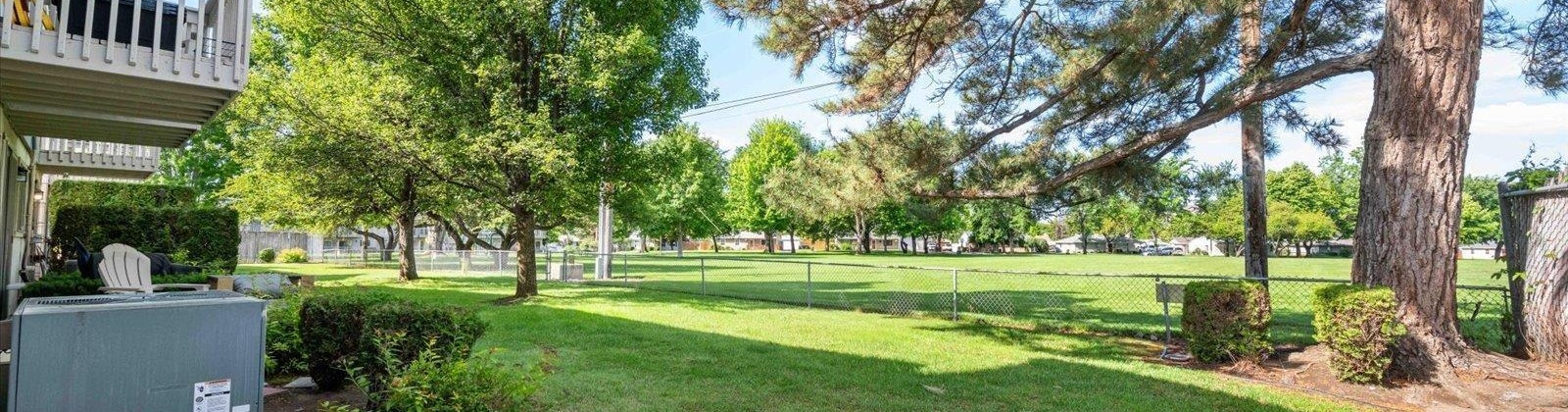 Wright Ave, Richland, Washington 99352, 2 Bedrooms Bedrooms, ,3 BathroomsBathrooms,Condos/townhomes,For Sale,Wright Ave,284326