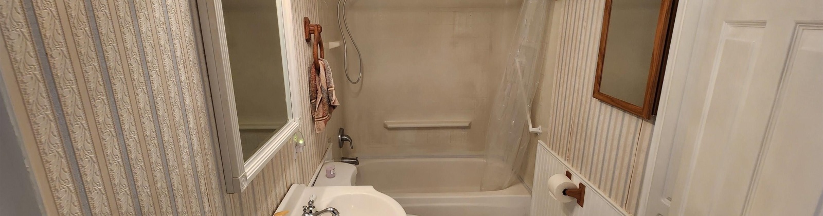 Park St, Dayton, Washington 99328, 2 Bedrooms Bedrooms, 0 ,2 BathroomsBathrooms,Houses,For Sale,Park St,0,284420