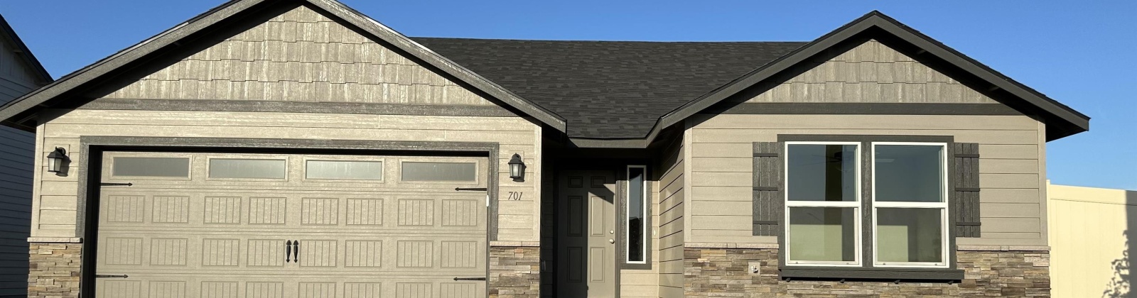 Regina Pl., Grandview, Washington 98938, 3 Bedrooms Bedrooms, ,2 BathroomsBathrooms,Site Built-owned Lot,For Sale,Regina Pl.,284918