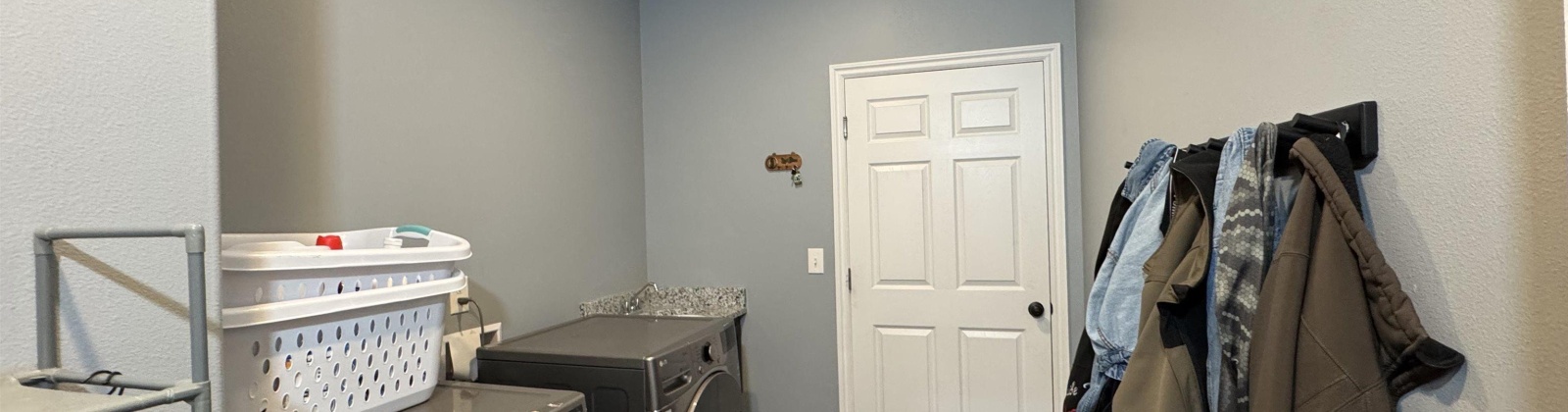Ivone Dr, Sunnyside, Washington 98944, 3 Bedrooms Bedrooms, ,2 BathroomsBathrooms,For Sale,Ivone Dr,284917