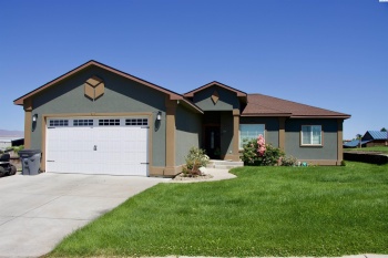Ivone Dr, Sunnyside, Washington 98944, 3 Bedrooms Bedrooms, ,2 BathroomsBathrooms,For Sale,Ivone Dr,284917