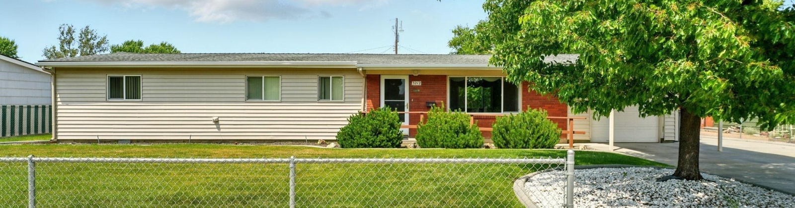 John Day Ave, Kennewick, Washington 99336-2416, 3 Bedrooms Bedrooms, ,1 BathroomBathrooms,Site Built-owned Lot,For Sale,John Day Ave,284908