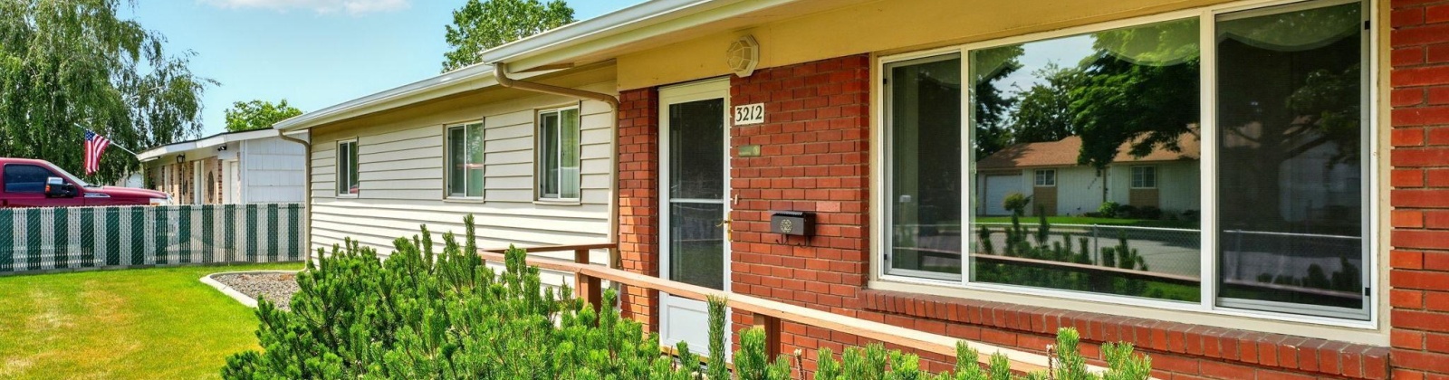 John Day Ave, Kennewick, Washington 99336-2416, 3 Bedrooms Bedrooms, ,1 BathroomBathrooms,Site Built-owned Lot,For Sale,John Day Ave,284908