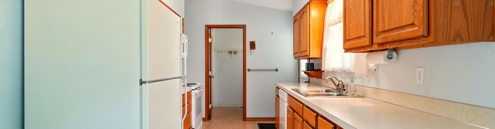 John Day Ave, Kennewick, Washington 99336-2416, 3 Bedrooms Bedrooms, ,1 BathroomBathrooms,Site Built-owned Lot,For Sale,John Day Ave,284908