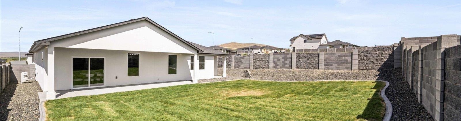 Waterhill Avenue, Richland, Washington 99352, 3 Bedrooms Bedrooms, ,3 BathroomsBathrooms,Site Built-owned Lot,For Sale,Waterhill Avenue,284936