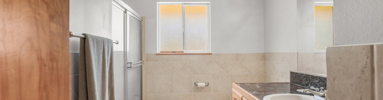 Riverside Drive, Richland, Washington 99352, 3 Bedrooms Bedrooms, ,2 BathroomsBathrooms,Site Built-owned Lot,For Sale,Riverside Drive,284935