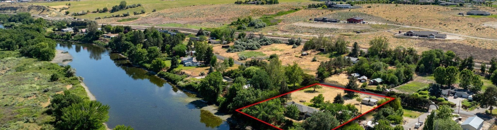 Riverside Drive, Richland, Washington 99352, 3 Bedrooms Bedrooms, ,2 BathroomsBathrooms,Site Built-owned Lot,For Sale,Riverside Drive,284935