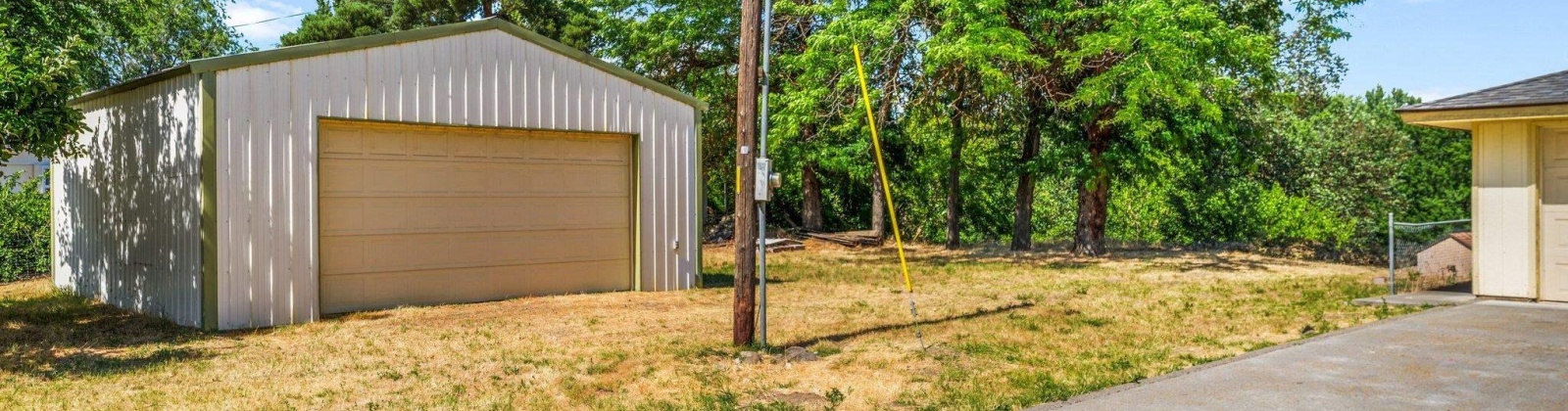 Riverside Drive, Richland, Washington 99352, 3 Bedrooms Bedrooms, ,2 BathroomsBathrooms,Site Built-owned Lot,For Sale,Riverside Drive,284935