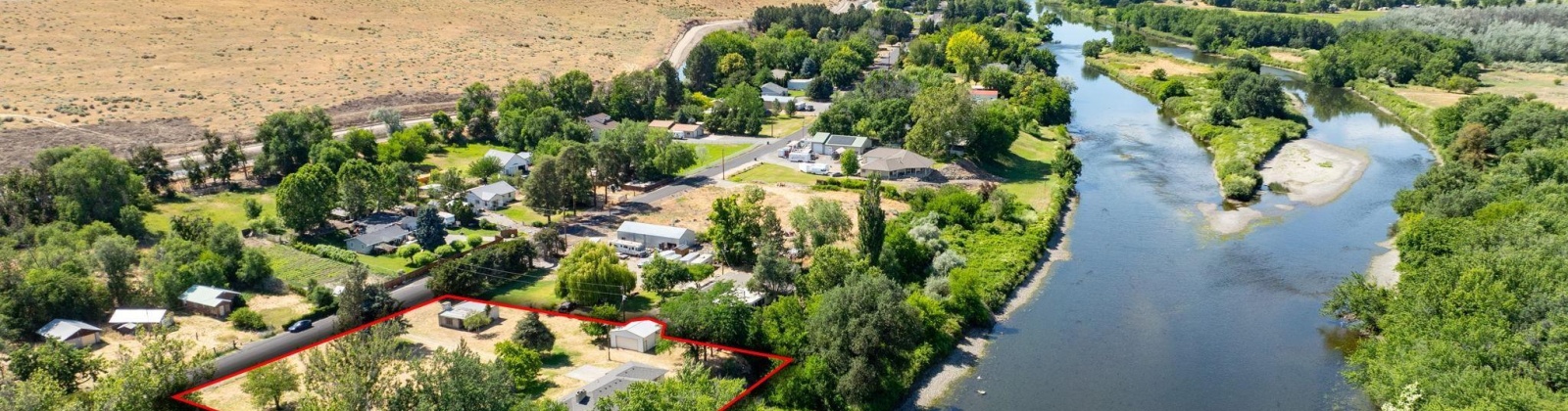 Riverside Drive, Richland, Washington 99352, 3 Bedrooms Bedrooms, ,2 BathroomsBathrooms,Site Built-owned Lot,For Sale,Riverside Drive,284935