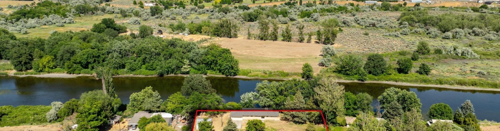 Riverside Drive, Richland, Washington 99352, 3 Bedrooms Bedrooms, ,2 BathroomsBathrooms,Site Built-owned Lot,For Sale,Riverside Drive,284935