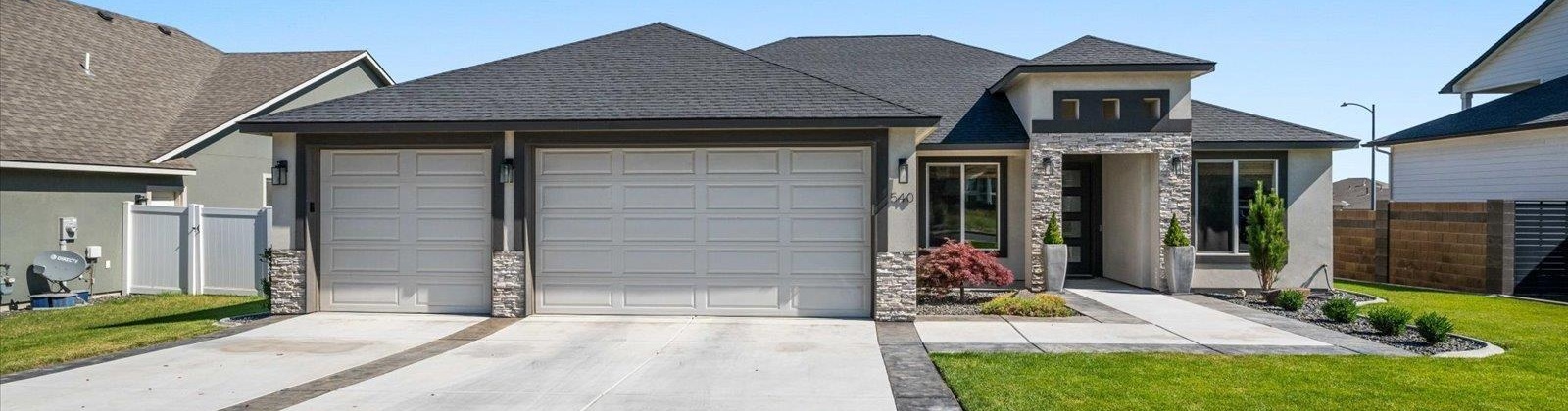 Summerview Ln, Richland, Washington 99352, 4 Bedrooms Bedrooms, ,2 BathroomsBathrooms,For Sale,Summerview Ln,284921