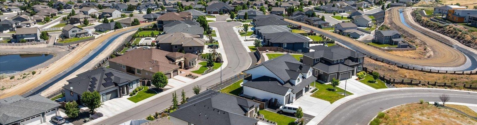 Summerview Ln, Richland, Washington 99352, 4 Bedrooms Bedrooms, ,2 BathroomsBathrooms,For Sale,Summerview Ln,284921