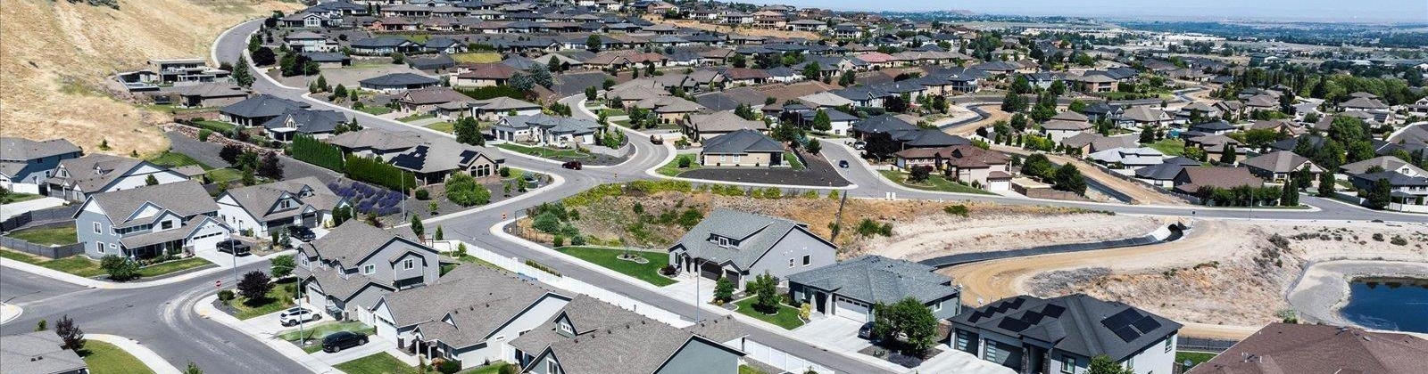 Summerview Ln, Richland, Washington 99352, 4 Bedrooms Bedrooms, ,2 BathroomsBathrooms,For Sale,Summerview Ln,284921