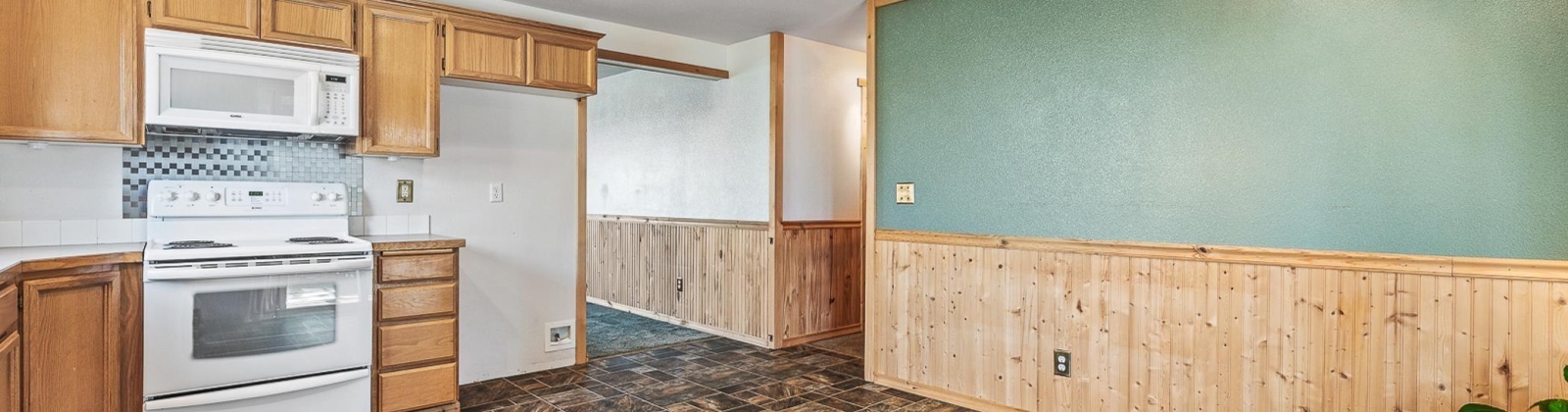 Welsh Dr, Pasco, Washington 99301, 3 Bedrooms Bedrooms, ,2 BathroomsBathrooms,Site Built-owned Lot,For Sale,Welsh Dr,284926