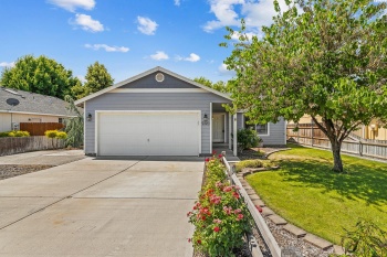 Welsh Dr, Pasco, Washington 99301, 3 Bedrooms Bedrooms, ,2 BathroomsBathrooms,Site Built-owned Lot,For Sale,Welsh Dr,284926