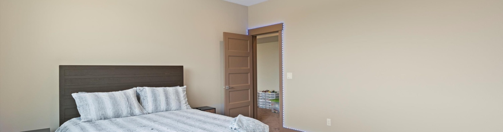 Bing St, West Richland, Washington 99353, 4 Bedrooms Bedrooms, ,4 BathroomsBathrooms,Site Built-owned Lot,For Sale,Bing St,284948