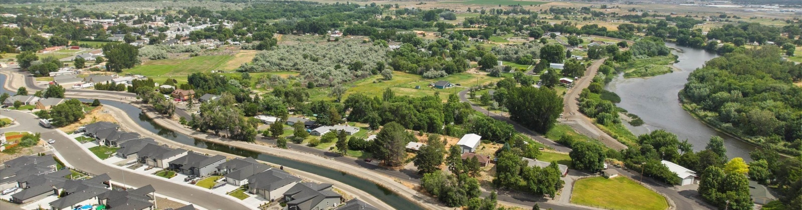 Bing St, West Richland, Washington 99353, 4 Bedrooms Bedrooms, ,4 BathroomsBathrooms,Site Built-owned Lot,For Sale,Bing St,284948