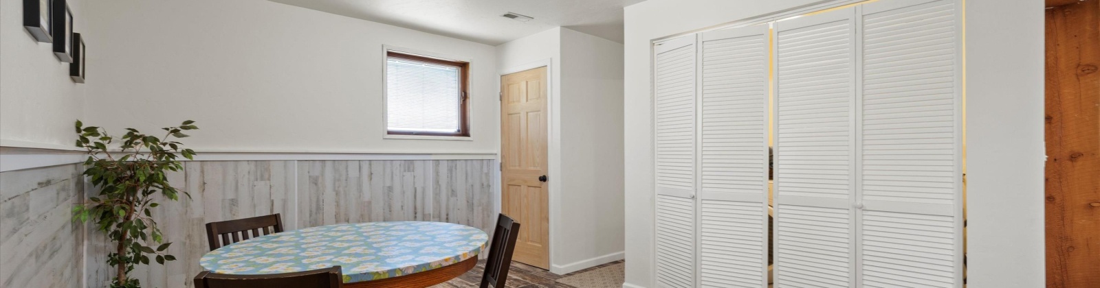 Hatch St, Walla Walla, Washington 99362, 5 Bedrooms Bedrooms, ,4 BathroomsBathrooms,Site Built-owned Lot,For Sale,Hatch St,284957