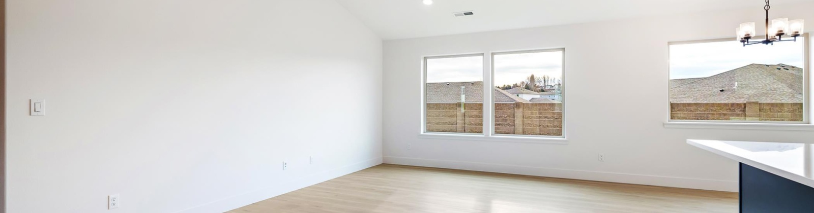 30th Pl, Kennewick, Washington 99338, 3 Bedrooms Bedrooms, ,2 BathroomsBathrooms,For Sale,30th Pl,284968