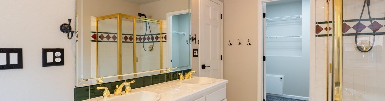 43rd Avenue, Kennewick, Washington 99337, 4 Bedrooms Bedrooms, ,4 BathroomsBathrooms,Site Built-owned Lot,For Sale,43rd Avenue,284959