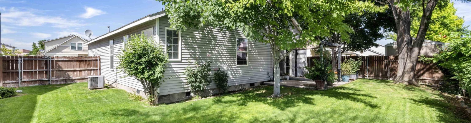 Oriole Dr, Pasco, Washington 99301, 3 Bedrooms Bedrooms, ,2 BathroomsBathrooms,Site Built-owned Lot,For Sale,Oriole Dr,284964