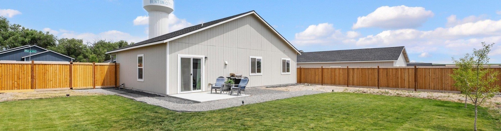 Mary Ave, Benton City, Washington 99320, 3 Bedrooms Bedrooms, ,2 BathroomsBathrooms,Site Built-owned Lot,For Sale,Mary Ave,284966