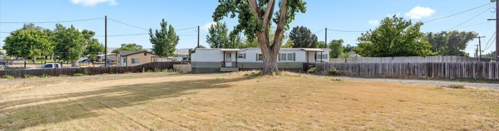 Bowles Rd, Kennewick, Washington 99337, 3 Bedrooms Bedrooms, ,2 BathroomsBathrooms,Manufactured-owned Lot,For Sale,Bowles Rd,284947