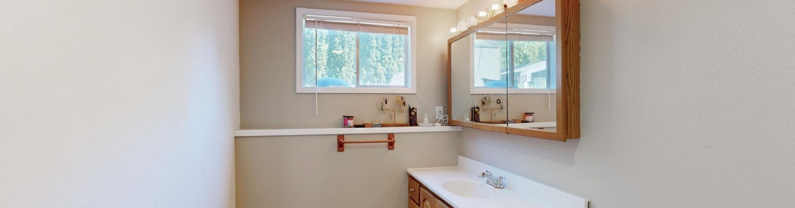 Cannon, Palouse, Washington 99161, 4 Bedrooms Bedrooms, ,2 BathroomsBathrooms,For Sale,Cannon,284944