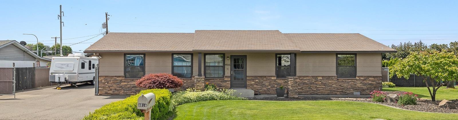 Ruby, Pasco, Washington 99301, 3 Bedrooms Bedrooms, ,2 BathroomsBathrooms,Site Built-owned Lot,For Sale,Ruby,284986