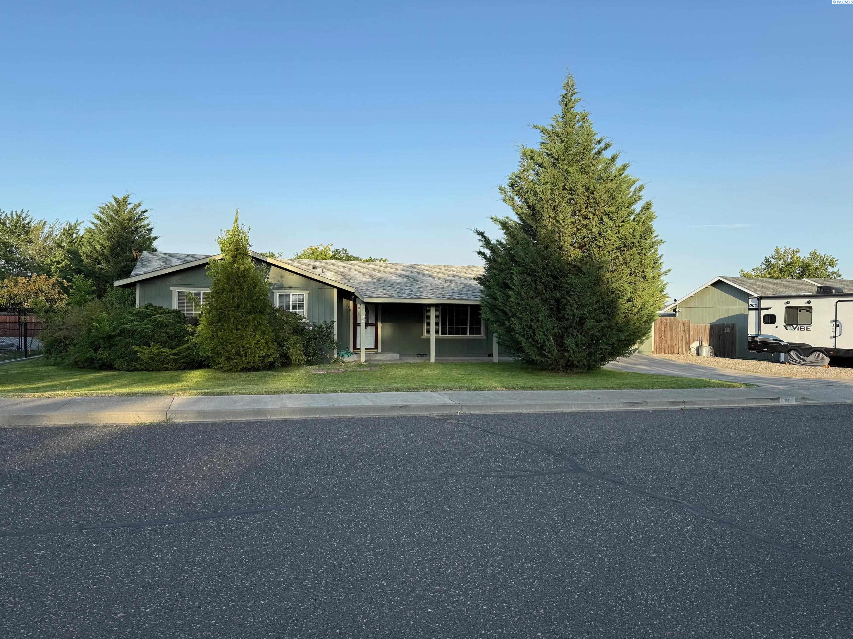 Riverward Ct., Pasco, Washington 99301, 3 Bedrooms Bedrooms, 0 ,2 BathroomsBathrooms,Houses,For Sale,Riverward Ct.,0,284985