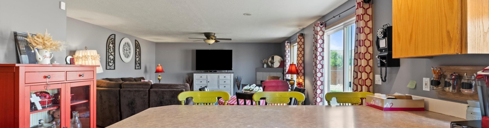 Dayton Ct., Kennewick, Washington 99337-5250, 4 Bedrooms Bedrooms, ,3 BathroomsBathrooms,For Sale,Dayton Ct.,284971