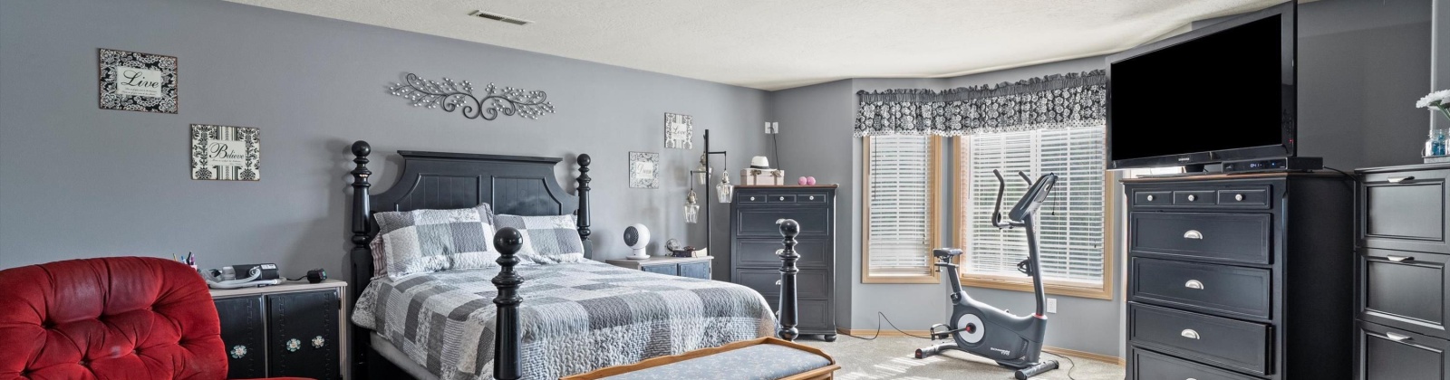 Dayton Ct., Kennewick, Washington 99337-5250, 4 Bedrooms Bedrooms, ,3 BathroomsBathrooms,For Sale,Dayton Ct.,284971