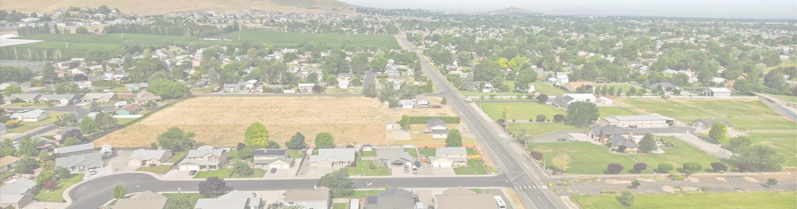 Dayton Ct., Kennewick, Washington 99337-5250, 4 Bedrooms Bedrooms, ,3 BathroomsBathrooms,For Sale,Dayton Ct.,284971