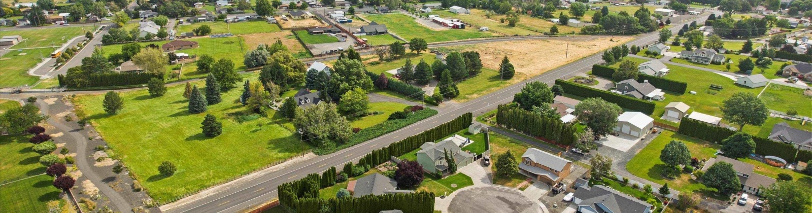 Dayton Ct., Kennewick, Washington 99337-5250, 4 Bedrooms Bedrooms, ,3 BathroomsBathrooms,For Sale,Dayton Ct.,284971
