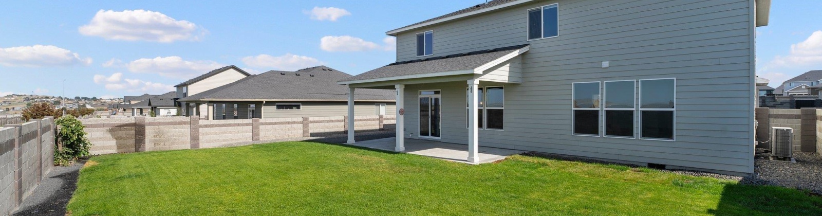 Lennox St., West Richland, Washington 99353, 5 Bedrooms Bedrooms, ,3 BathroomsBathrooms,For Sale,Lennox St.,284979