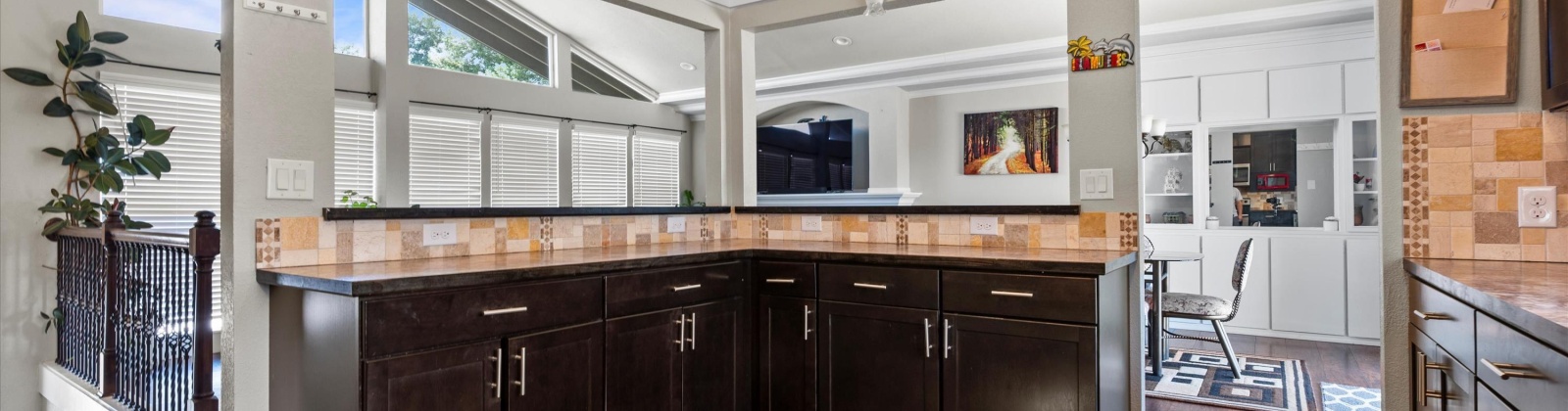 Almira Ave, Connell, Washington 99326, 3 Bedrooms Bedrooms, ,3 BathroomsBathrooms,For Sale,Almira Ave,284980